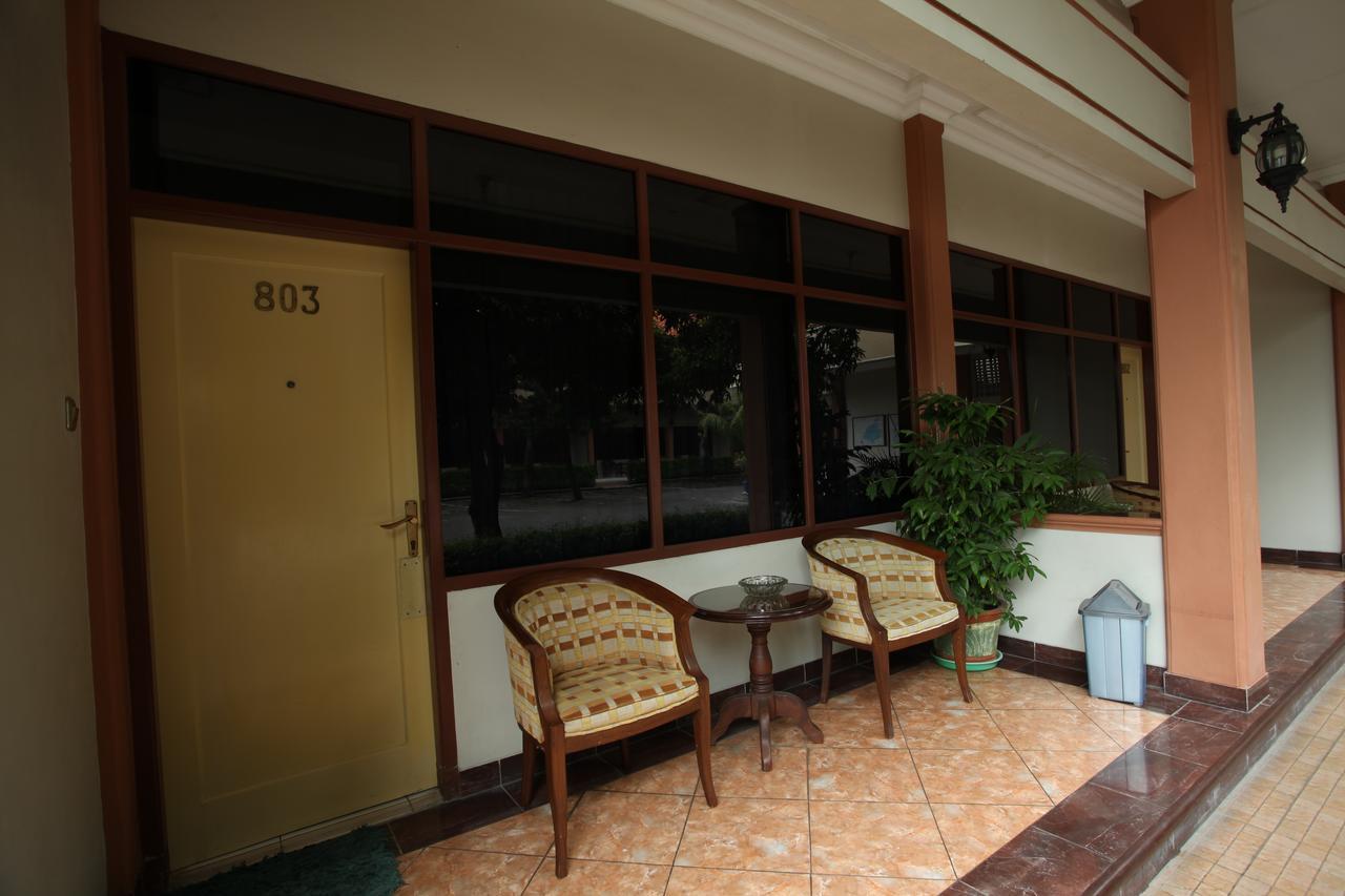 Langensari Hotel Cirebon Kültér fotó
