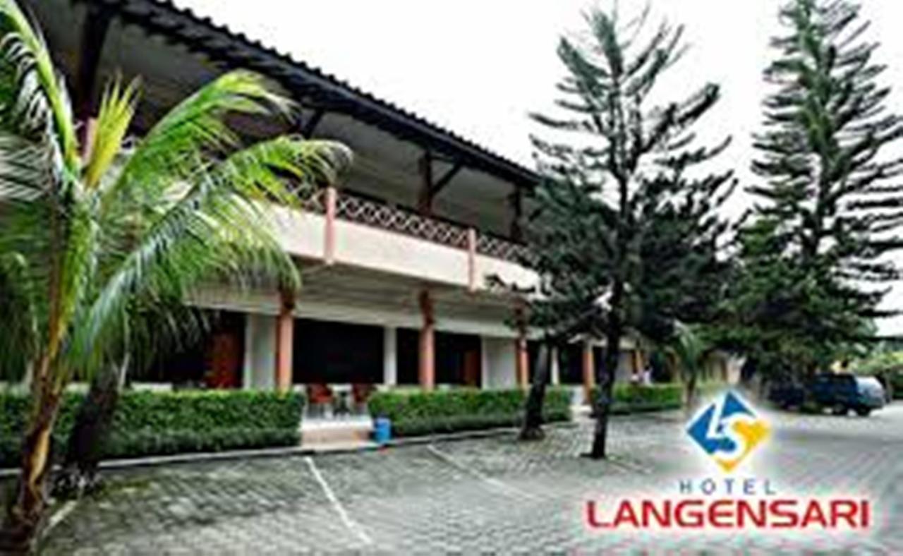 Langensari Hotel Cirebon Kültér fotó