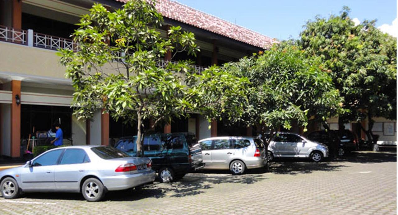 Langensari Hotel Cirebon Kültér fotó